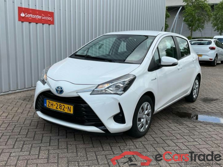 TOYOTA YARIS 1.5vvti hybrid active 74kW cvt aut #1