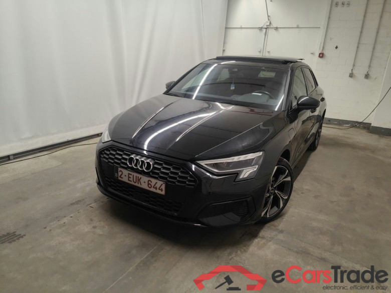 Audi A3 Sportback 1.4 40 TFSI e Advanced 5d #1