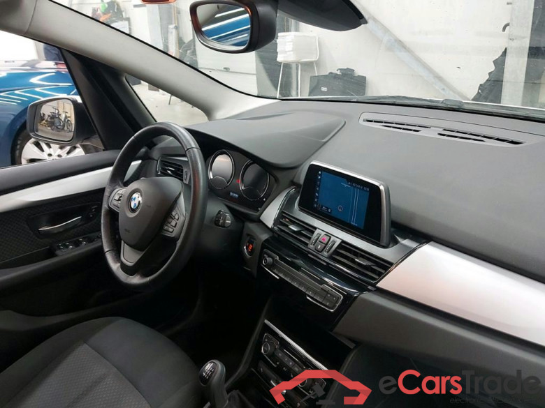 BMW - BMW 2 GRAN TOURER 216d 116PK Advantage Pack Business With Heated Seats & Rear Camera #3