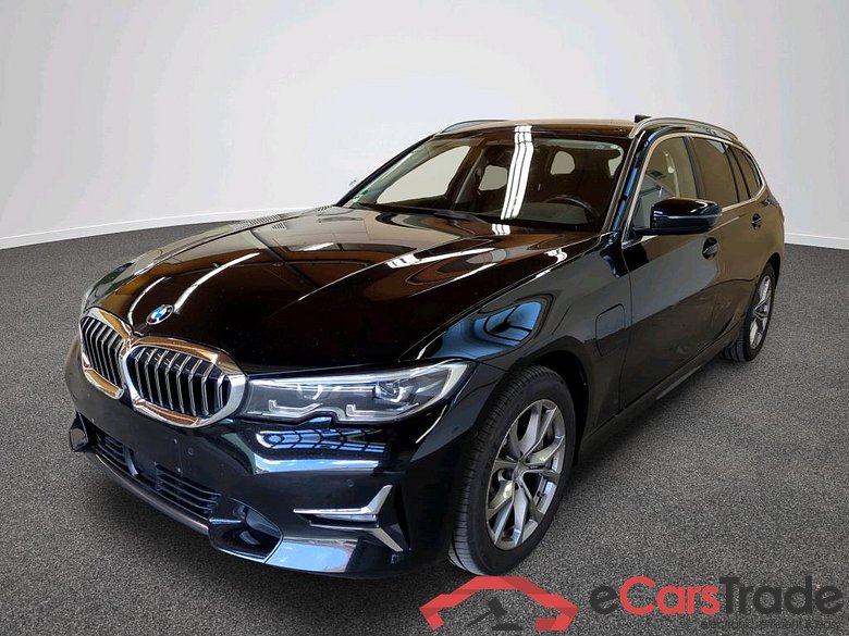 Baureihe 3 Touring 330 e xDrive Luxury Line 2.0 185KW AT8 E6d