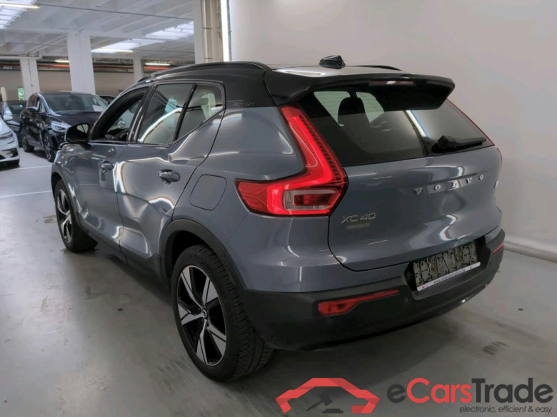 VOLVO XC40 78 KWH P8 AWD RECHARGE R-DESIGN #3