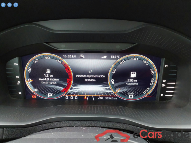 SKODA Karoq 2.0 TDI 110kW 150cv DSG AutomÃ¡tico Sportline #4