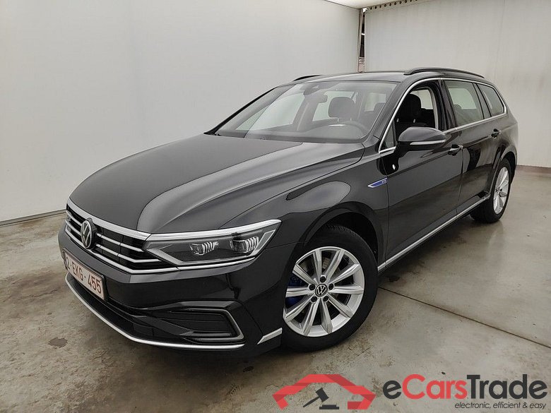 Volkswagen Passat Variant 1.4 TSI DSG6 GTE Business 5d