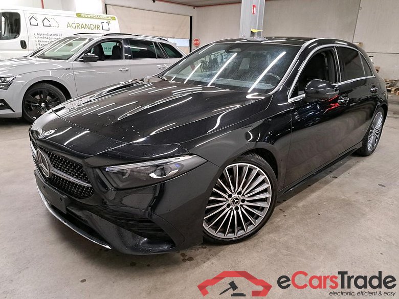 MERCEDES - MER A 180 136PK DCT AMG Line With Climatic & Navigation & Heated Seats & Cruise Control & Sunroof  * PETROL *