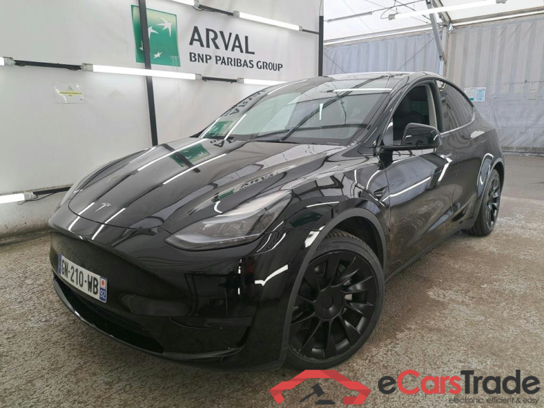 TESLA Model Y / 2021 / 5P / SUV RWD #1