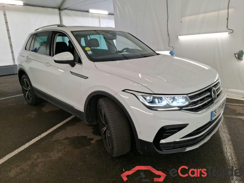 VOLKSWAGEN Tiguan / 2020 / 5P / SUV 2.0 TDI 150 DSG7 Elegance #4