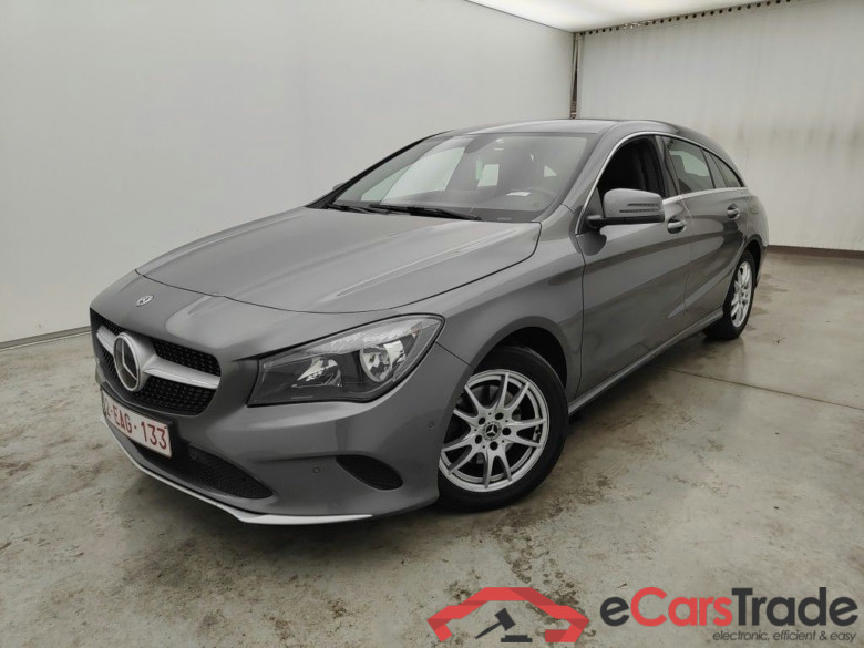 Mercedes-Benz CLA Shooting Brake CLA 180 DCT 5d