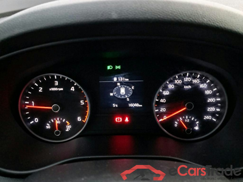 KIA Sportage / 2018 / 5P / todoterreno 1.6 MHEV Business 100kW (136CV) 4x2 #4