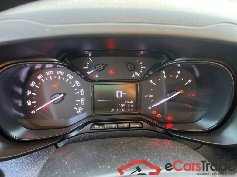 CITROEN Berlingo / 2018 / 4P / furgón derivado de turismo Talla M BlueHDi 100 CLUB #4