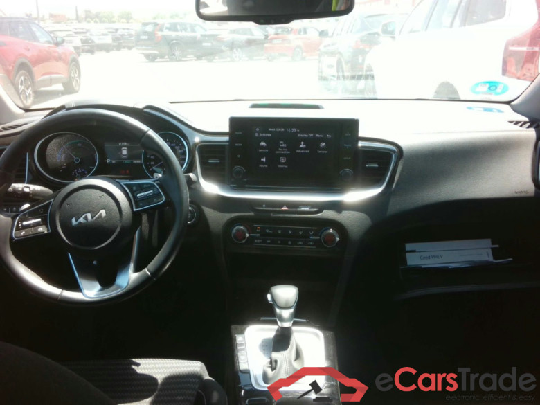 KIA XCeed / 2019 / 5P / todoterreno 1.6 GDi PHEV 104kW (141CV) eDrive #3