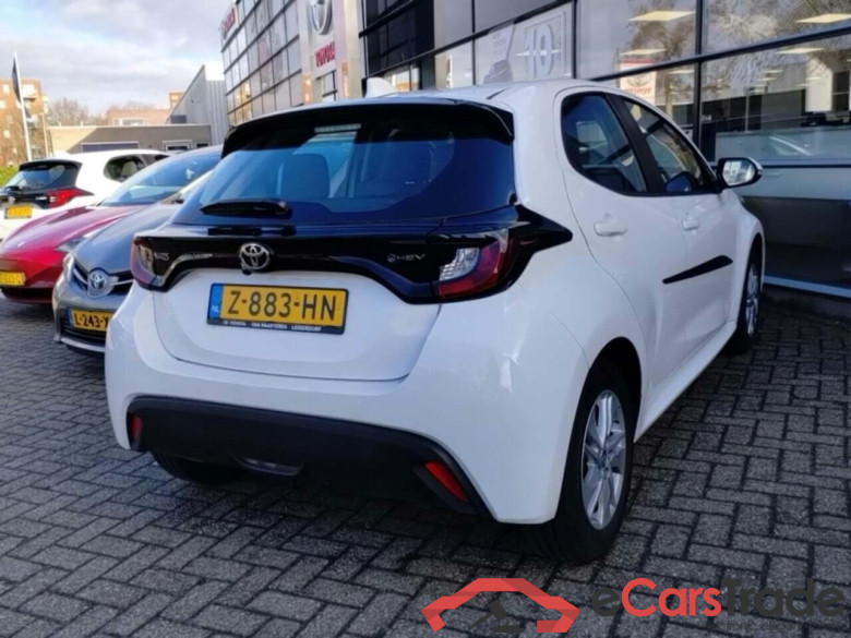 TOYOTA YARIS 1.5 Hybrid 115 Active #4