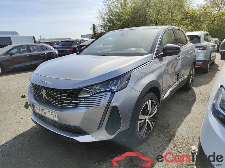 Peugeot 3008 1.6 HYBRID 180 e-Auto8 Allure Pack 5d !!! Damaged Car !!!