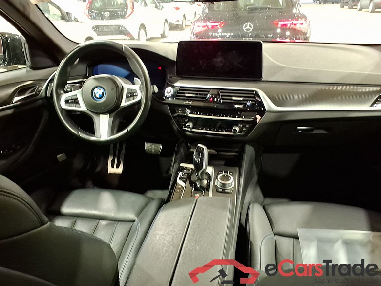 BMW 5 - 2020 530eA PHEV #6