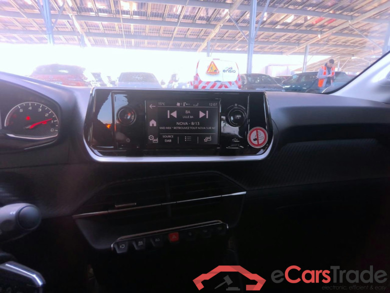 Peugeot 208 1.2 PureTech 2PL Display Klima ... #6