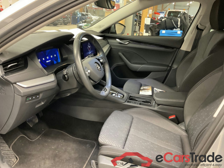Octavia Combi Ambition 2.0 TDI 110KW AT7 E6d #4