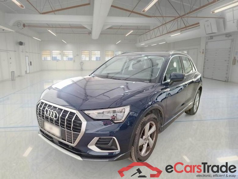 AUDI Q3 / 2018 / 5P / SUV 40 TDI QUATTRO S TRONIC BUSINESS ADVANCE
