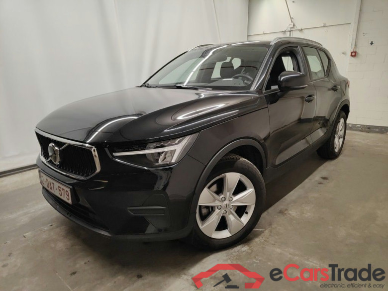 Volvo XC40 B3 Core DCT 5d #1