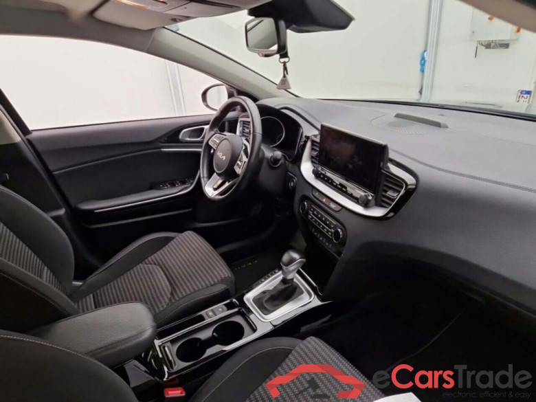 KIA XCEED 1.6 GDI PHEV DCT BUSINESS LINE #3
