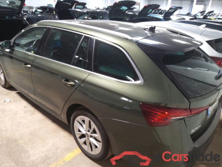 SKODA Octavia 1.5 TSI 110kW (150CV) m-HEV DSG 7 vel. AutomÃ¡tico Combi Design(Pano-Roof + Winterpack) #2