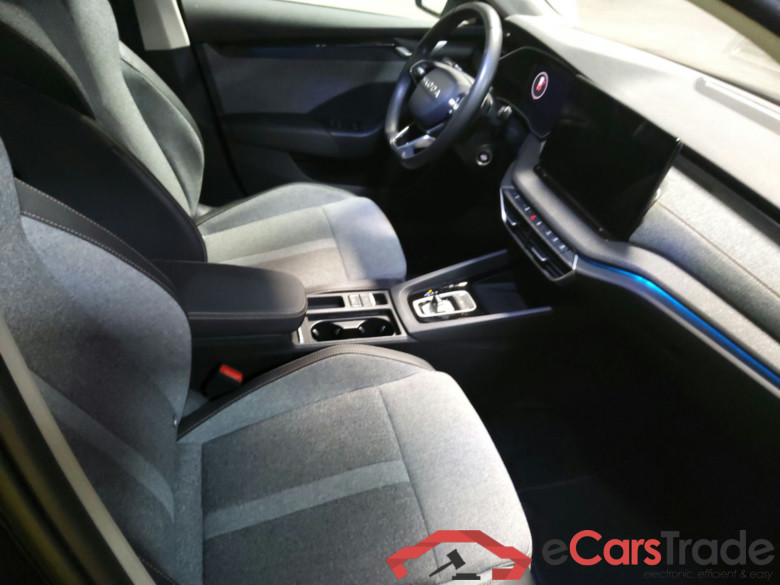 SKODA Octavia 1.5 TSI 110kW (150CV) m-HEV DSG 7 vel. AutomÃ¡tico Combi Design(Pano-Roof + Winterpack) #3