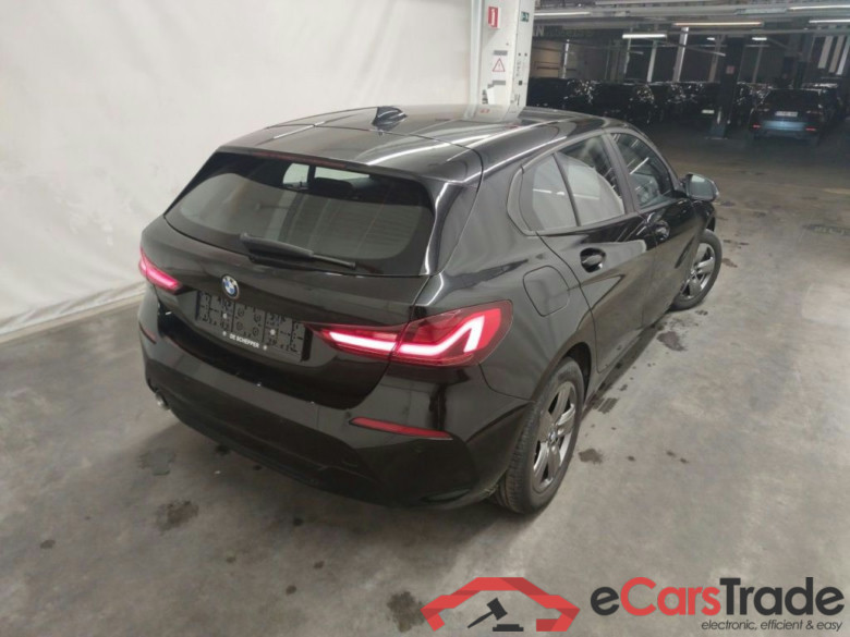 BMW 1 Reeks Hatch 116dA (85 kW) 5d #2