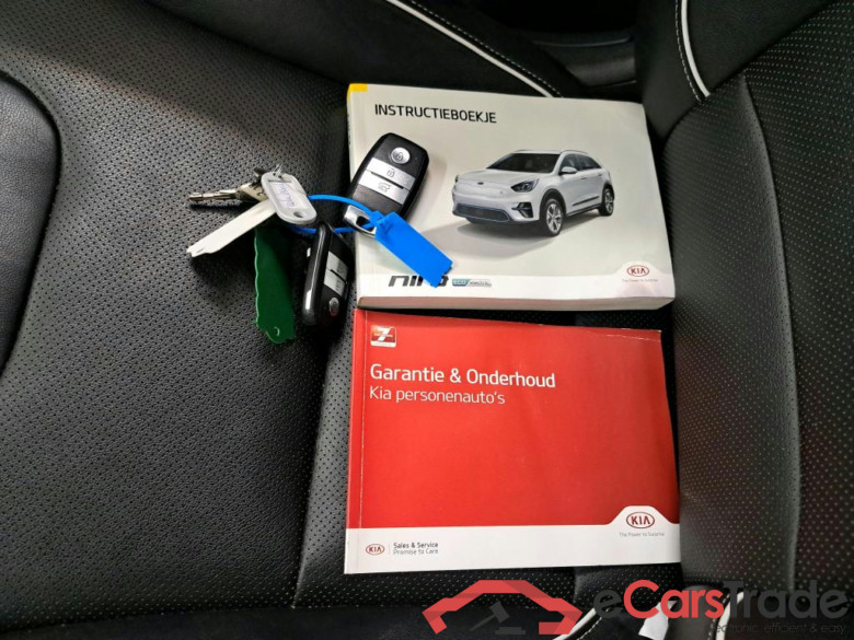 Kia e-Niro 64kWh ExecutiveLine 5d #4