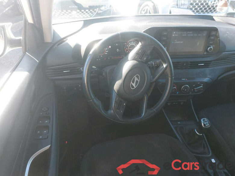 HYUNDAI i20 / 2023 / 5P / berlina con portón 1.0 TGDI Klass #3