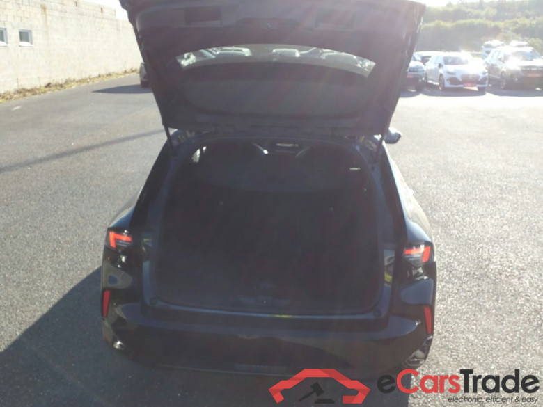OPEL Astra OPEL Astra Sports Tourer 1.2 Turbo 130 GS BVM #2