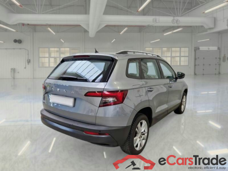SKODA KAROQ / 2017 / 5P / SUV 1.6 TDI SCR EXECUTIVE DSG #2