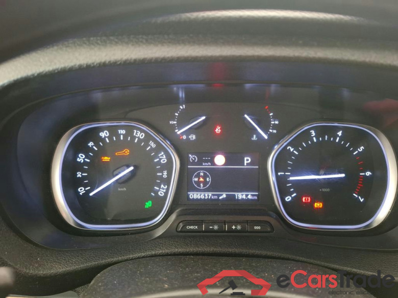 PEUGEOT Expert / 2016 / 4P / Fourgon tôlé 2.0 BHDI 145 AUTO S&S TAILLE XL #6