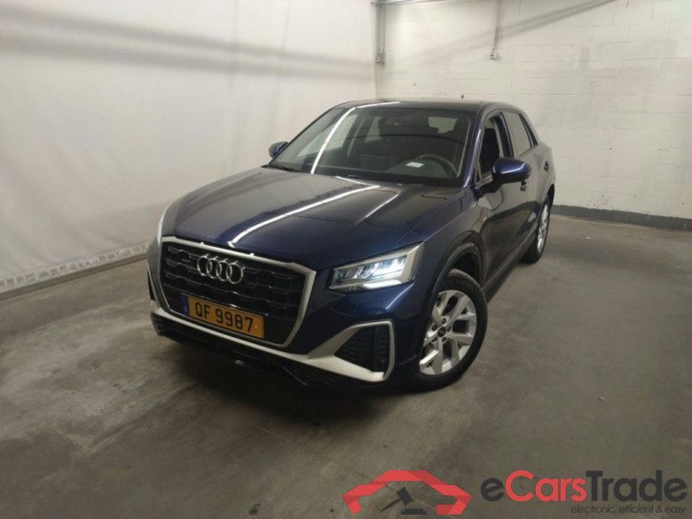 Audi Q2 35 TDI S tronic quattro S Line 5d #1