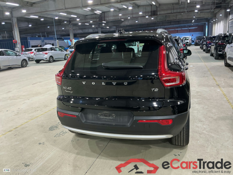 VOLVO XC40 1.5 T2 CORE AUTO #5