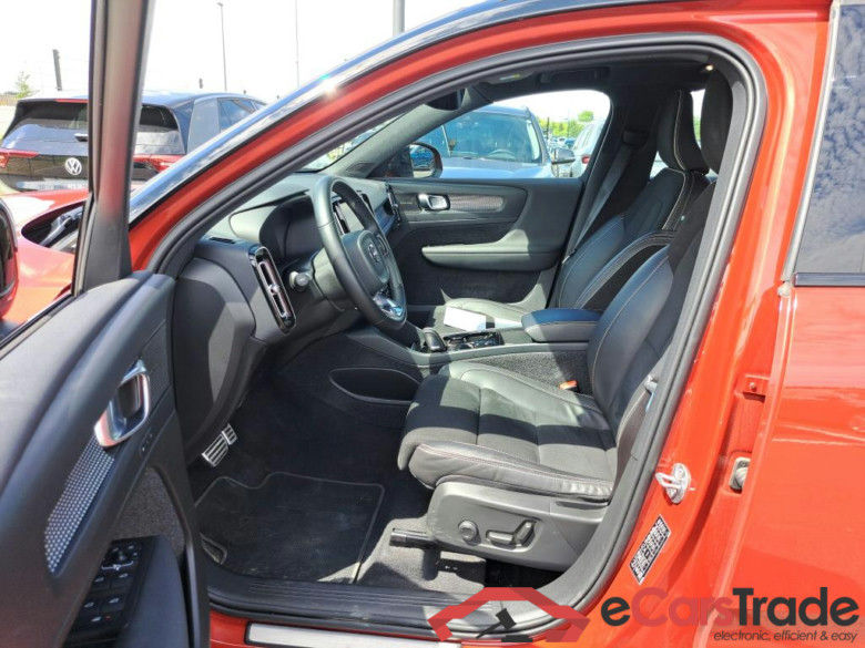 VOLVO XC40 1.5 T4 PHEV R-DESIGN DCT #5