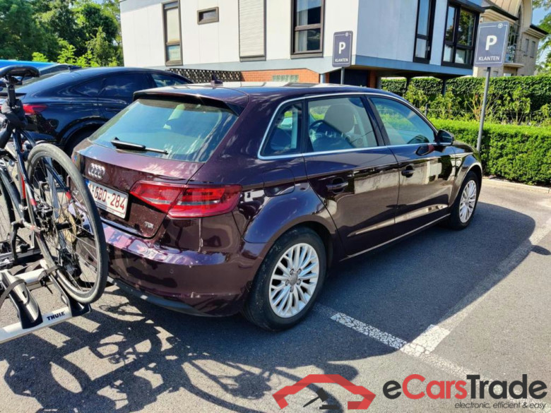 AUDI A3 Sportback Dsl A3 Sportback 1.6 TDi Ambiente #3