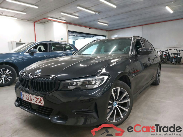 BMW - BMW 3 TOURING 320e 204PK Sport Pack Business With Heated Seats & Heated Steering Wheel & Active Cruise & Parking Assistant Pack   * HYBRID * #1