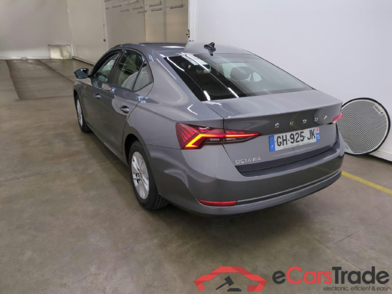 Octavia Berline Business 2.0 TDI 115CV BVA7 E6d #4