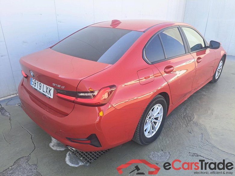 BMW Serie 3 / 2018 / 4P / sedán 318d Auto. #2