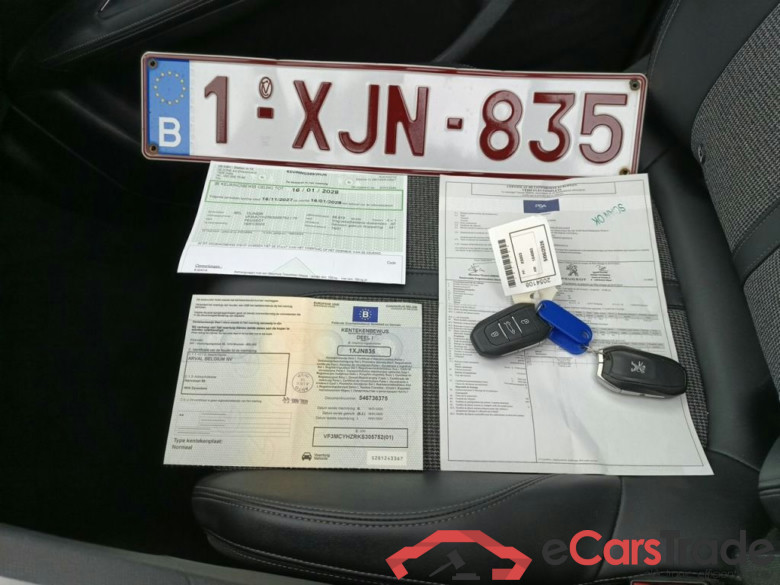 Peugeot 3008 1.5 BlueHDi 96kW S&S EAT8 Allure 5d #4