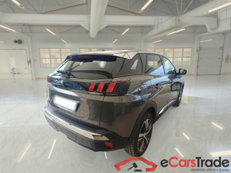 PEUGEOT 3008 / 2020 / 5P / SUV BLUEHDI 130 EAT8 SeS ALLURE #2
