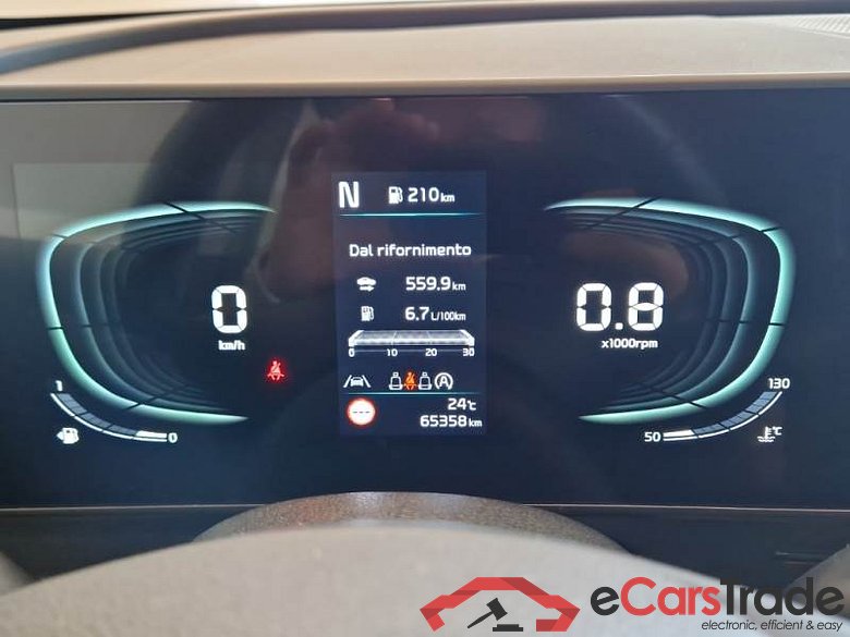 KIA SPORTAGE / 2021 / 5P / SUV 1.6 CRDI MHEV BUSINESS 2WD #4