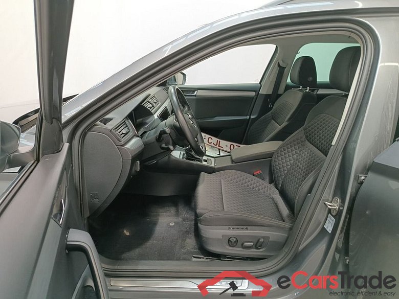 Skoda Superb Combi 2.0 CRTDI 110kW DSG7 Clever 5d #3