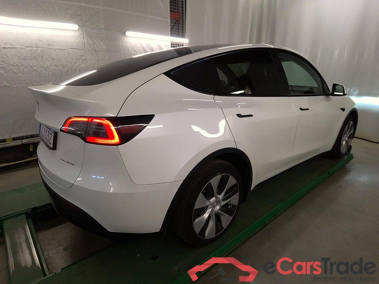 MODEL Y Long Range AWD 5d #3