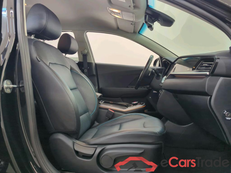 Kia e-Niro 64kWh ExecutiveLine 5d #3