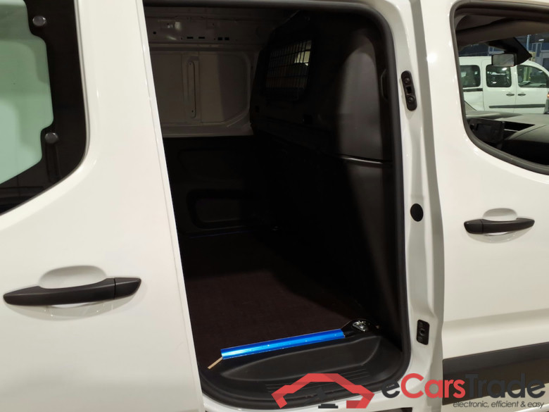 CITROAu2039N BERLINGO 1.2 PURETECH 110 S-S M LIGHT CLUB #5