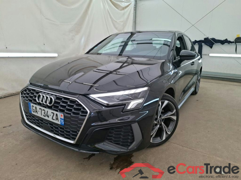 AUDI A3 Sportback / 2020 / 5P / Berline 40 TFSI e 204 S Tronic S Line #1