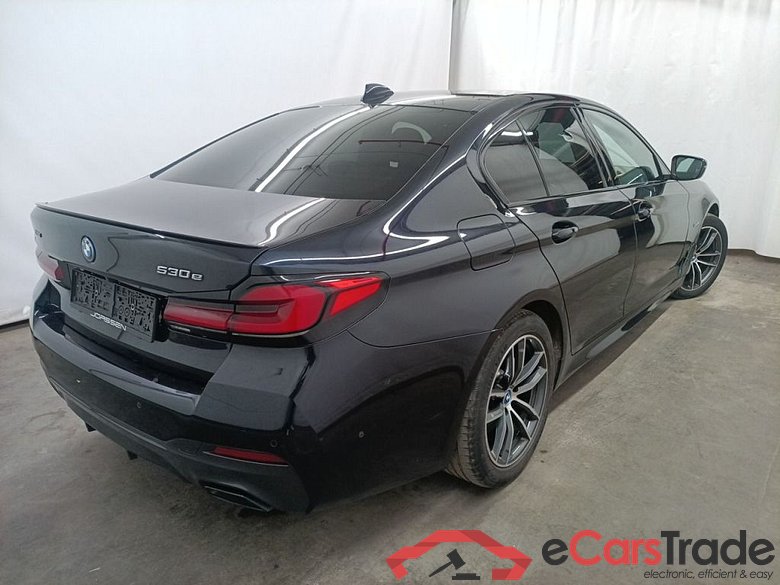 BMW 5 Reeks Berline 530e 215kW xDrive 4d #2