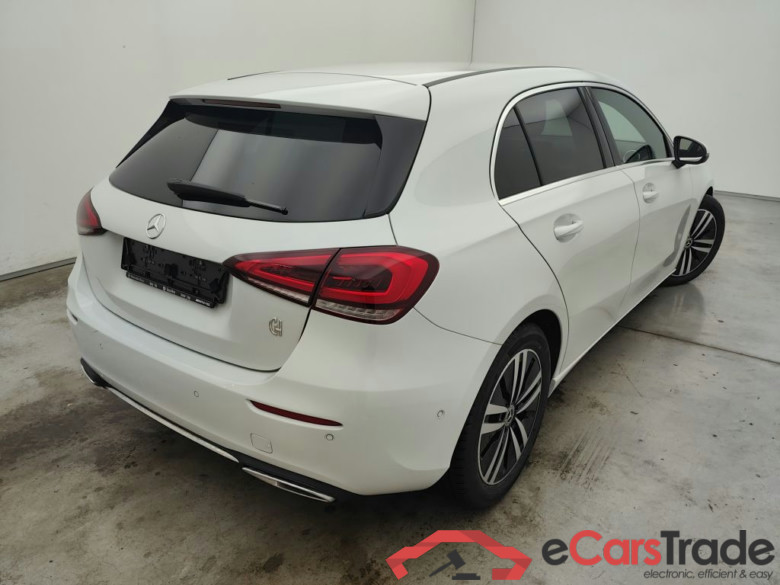 Mercedes-Benz A-Klasse A 180 d Business Solution Aut. 5d #2
