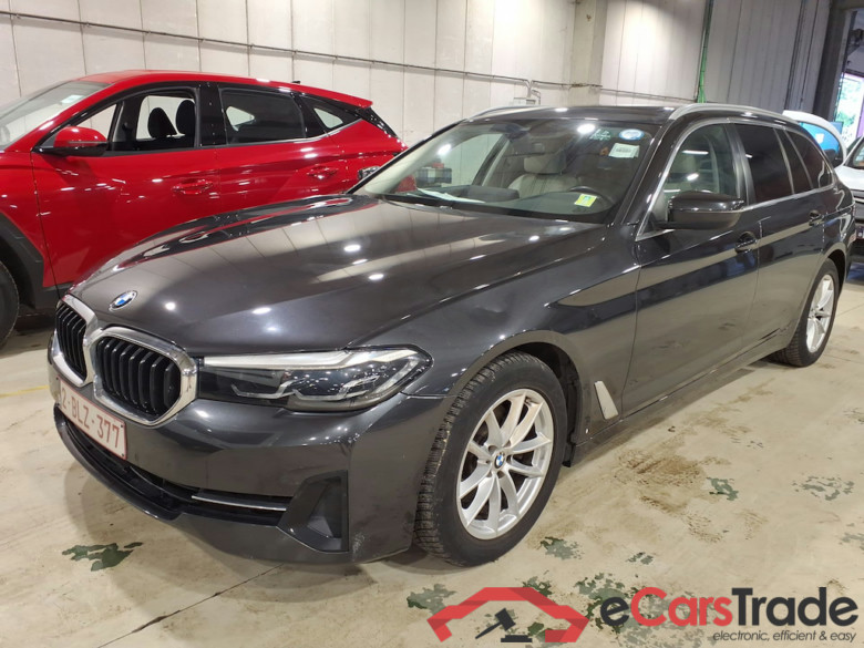 BMW 5 SERIES TOURING 2.0 520D 120KW TOURING AUTO #1