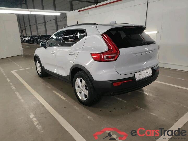 Volvo XC40 XC40 T2 Geartronic Momentum Core 95kW/129pk  5D/P Auto-8 #3