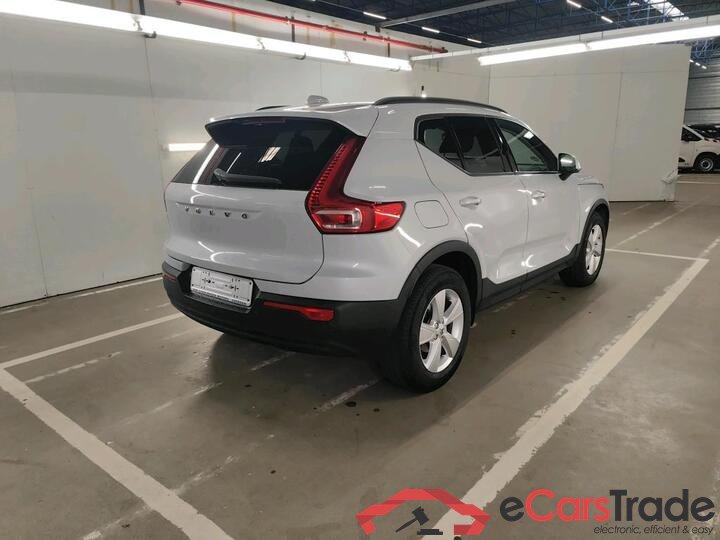 Volvo XC40 XC40 T2 Geartronic Momentum Core 95kW/129pk  5D/P Auto-8 #4